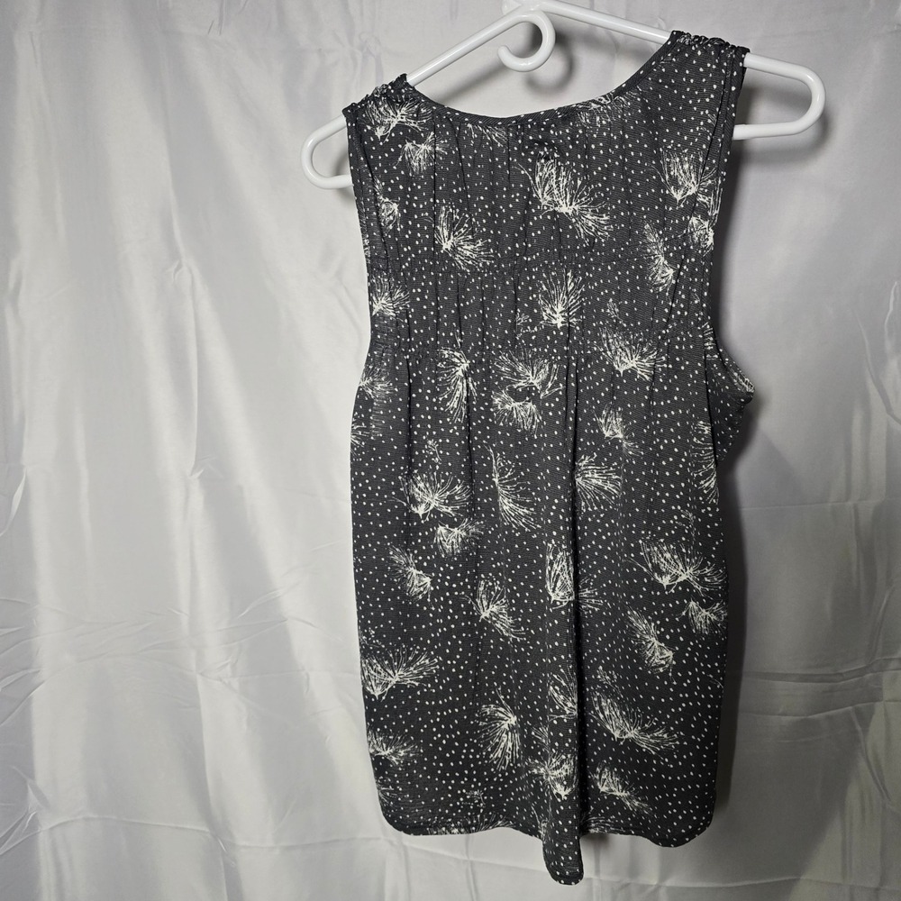 Maurices Womens Large Gray Polka Dot Botanical Lace Up Sleeveless Blouse Top - Picture 3 of 7